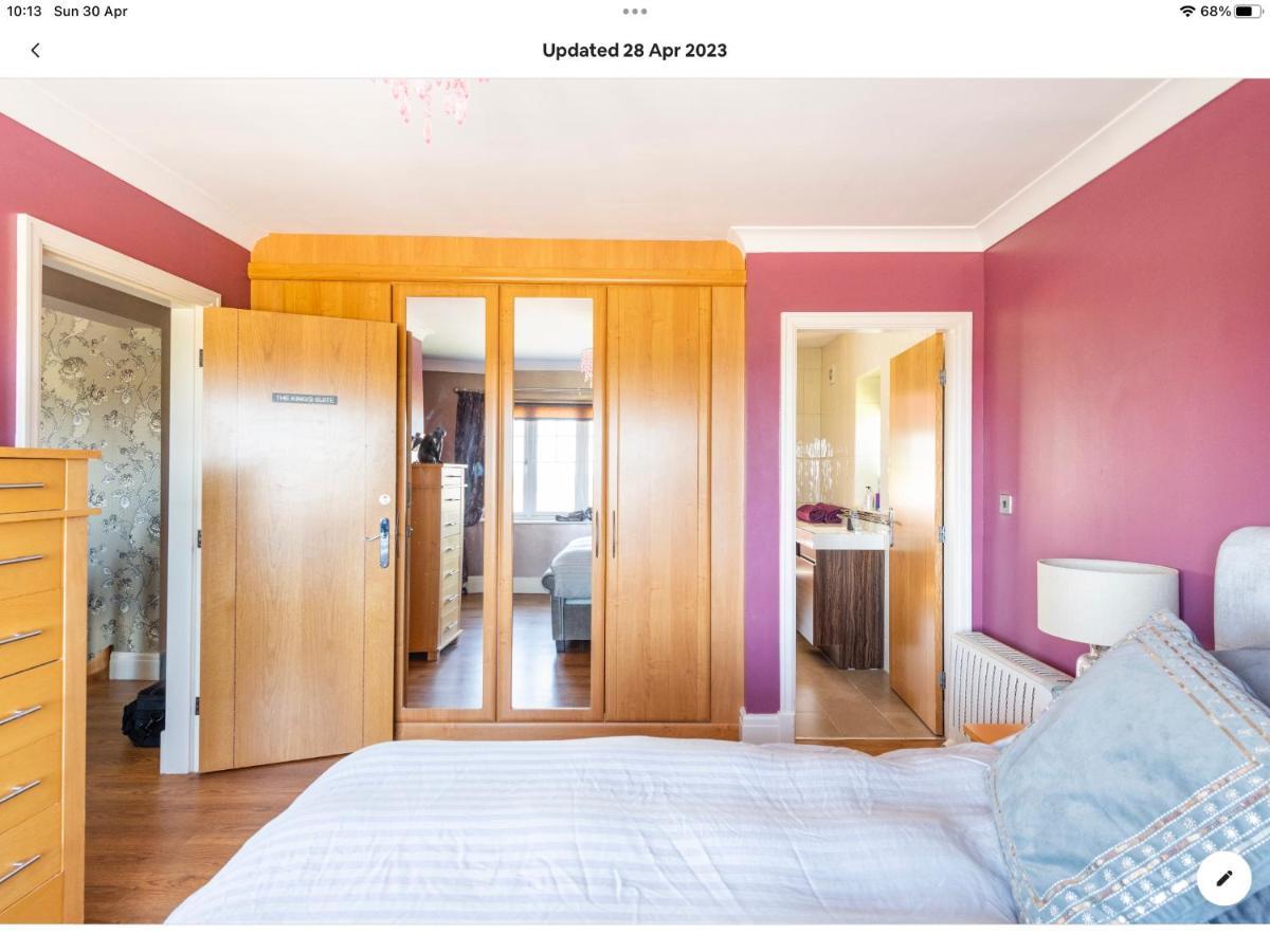 The Kings Suite Oak Drive, Colwyn Bay Ll29 7Yp First Floor Dış mekan fotoğraf